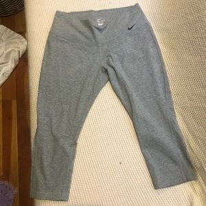 Nike Capri Leggings